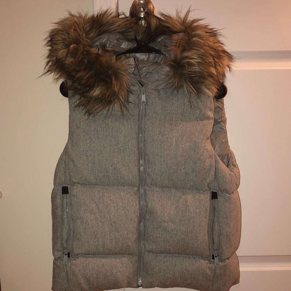 Gap Light Gray Vest
